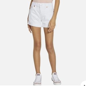 NWT Levi's Girls' Girlfriend White Jean Shorty Shorts Stretchy - White-Size 14